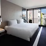 Doubletree By Hilton Fontana Park Hotell