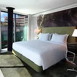 Hotell Doubletree By Hilton Fontana Park 4*