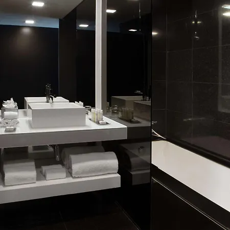 Hotel Doubletree By Hilton Fontana Park Lisbona