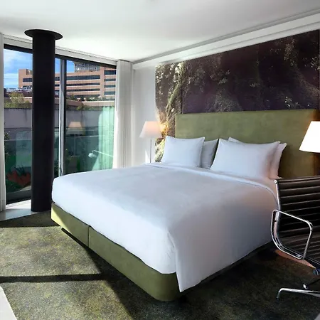 Hotel Doubletree By Hilton Fontana Park 4*