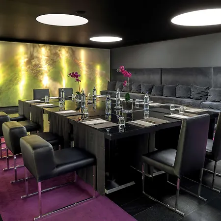 Doubletree By Hilton Fontana Park 4*