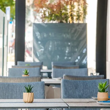 Doubletree By Hilton Fontana Park