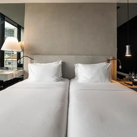 Doubletree By Hilton Fontana Park Hotel Lisbon