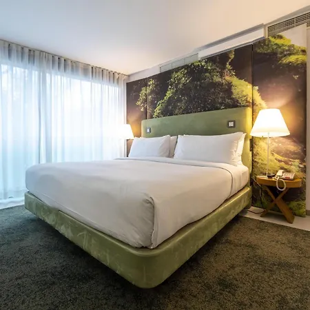 Doubletree By Hilton Fontana Park Hotel 4*
