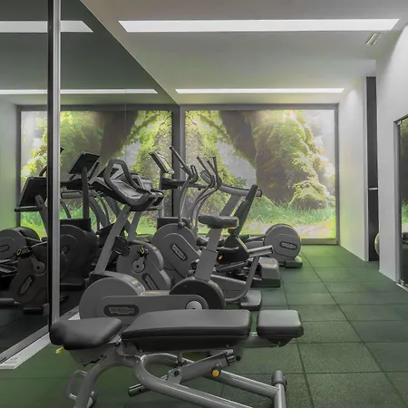 Doubletree By Hilton Fontana Park 4*