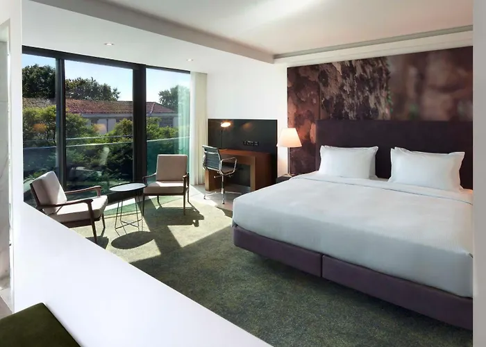 Doubletree By Hilton Fontana Park