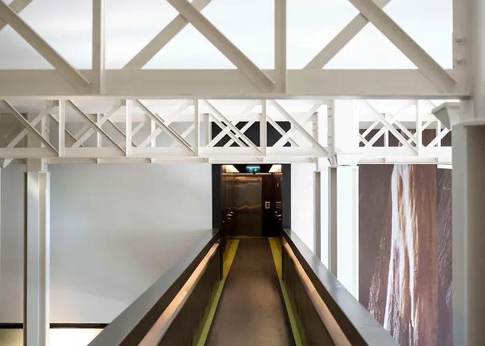 Hotel Doubletree By Hilton Fontana Park 4*