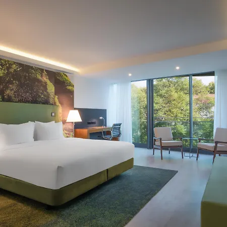 Doubletree By Hilton Fontana Park 4* Лиссабон