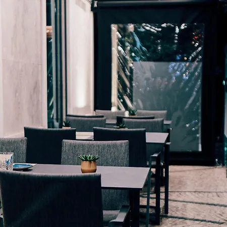 Doubletree By Hilton Fontana Park